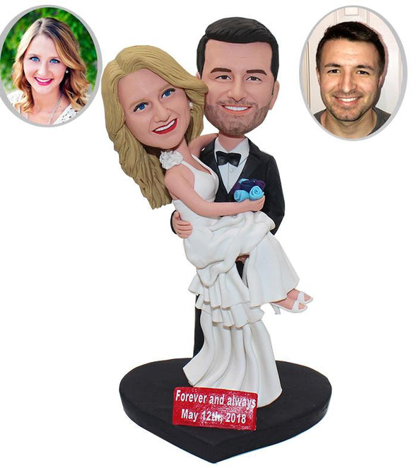 Custom Made Wedding Couple Bobbleheads Cake Toppers , Unique Wedding Cake Toppers Bride And Groom - Abobblehead.com