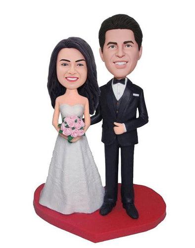 Personalized Funny Bride And Groom Cake Topper Wedding Bobbleheads - Abobblehead.com